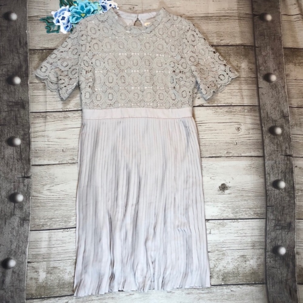 Roolee Silver Grey Empire Waist Semi Formal Dress